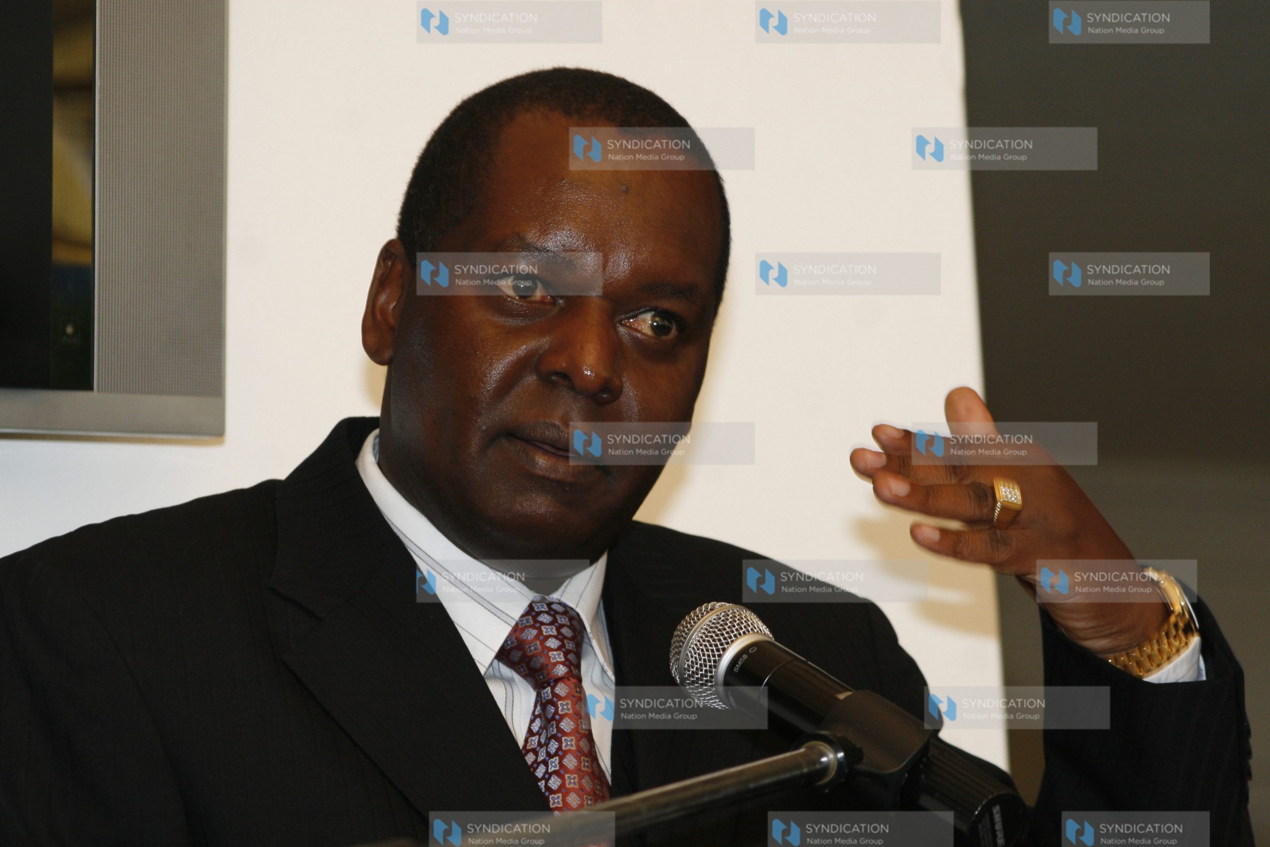 Trade minister Amos Kimunya