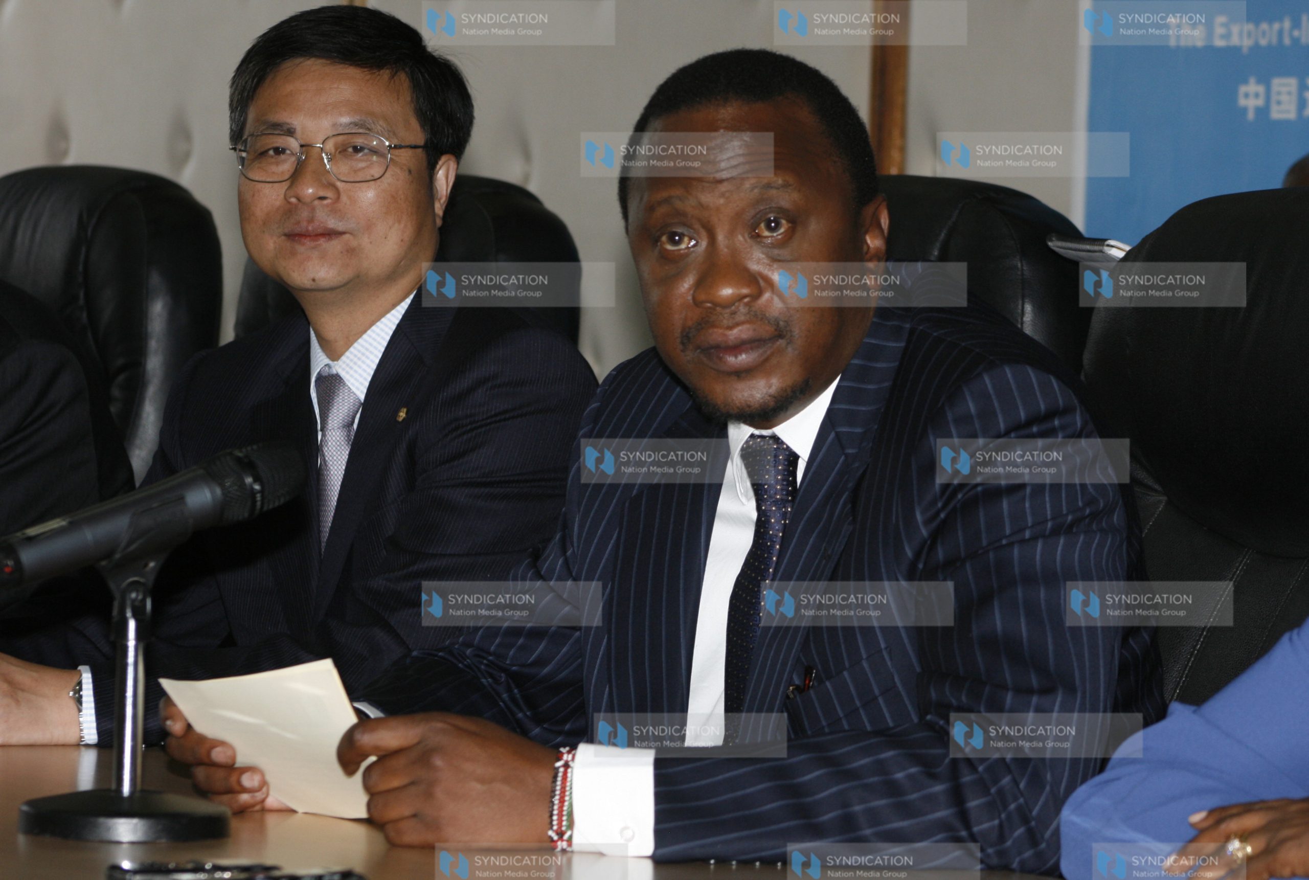 Signing ceremony with a Chinese delegation