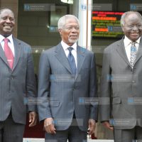 Chief mediator Koffi Annan, President Mwai Kibaki, Prime Minister Raila Odinga