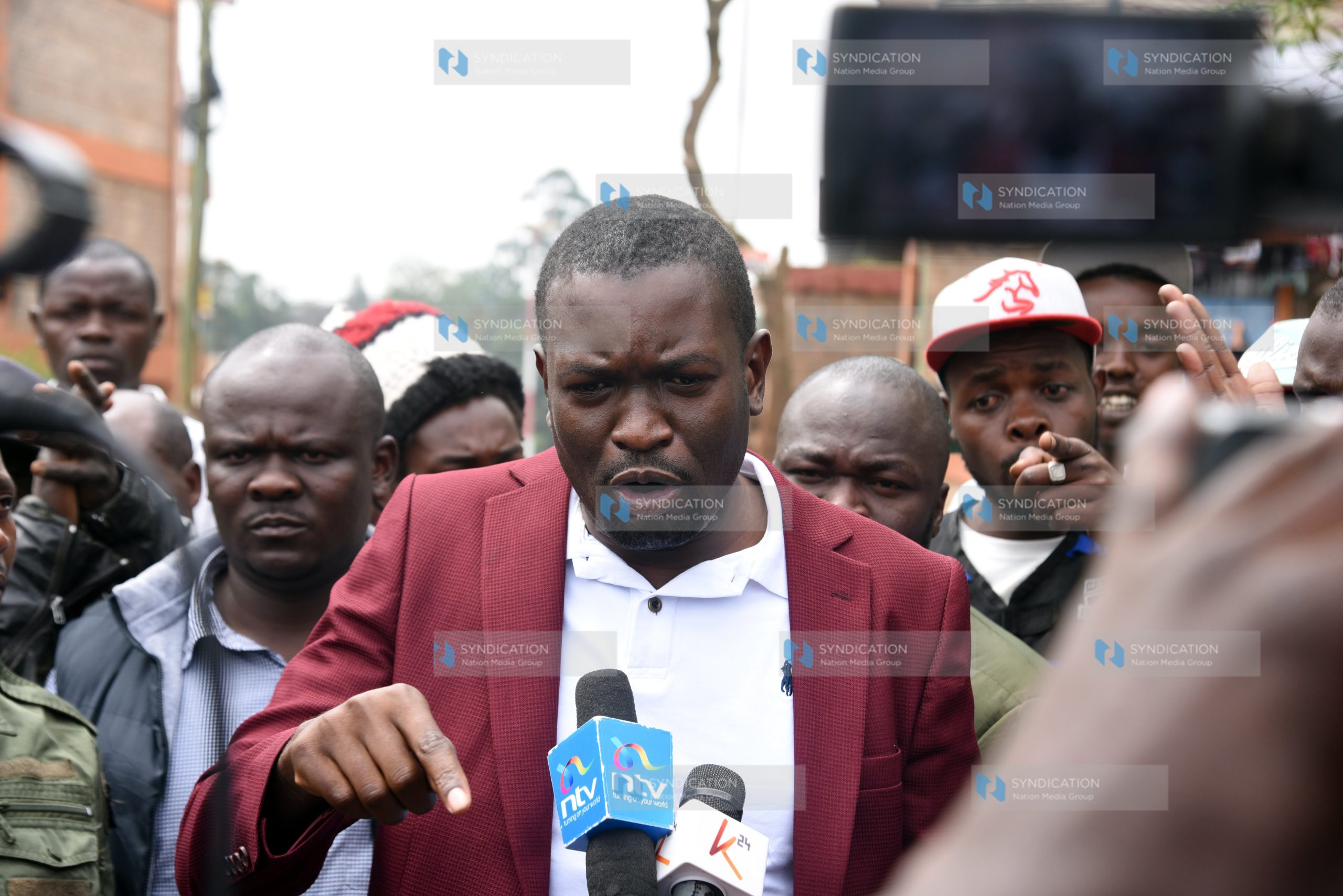 Nairobi Senator Edwin Sifuna addressing journalists