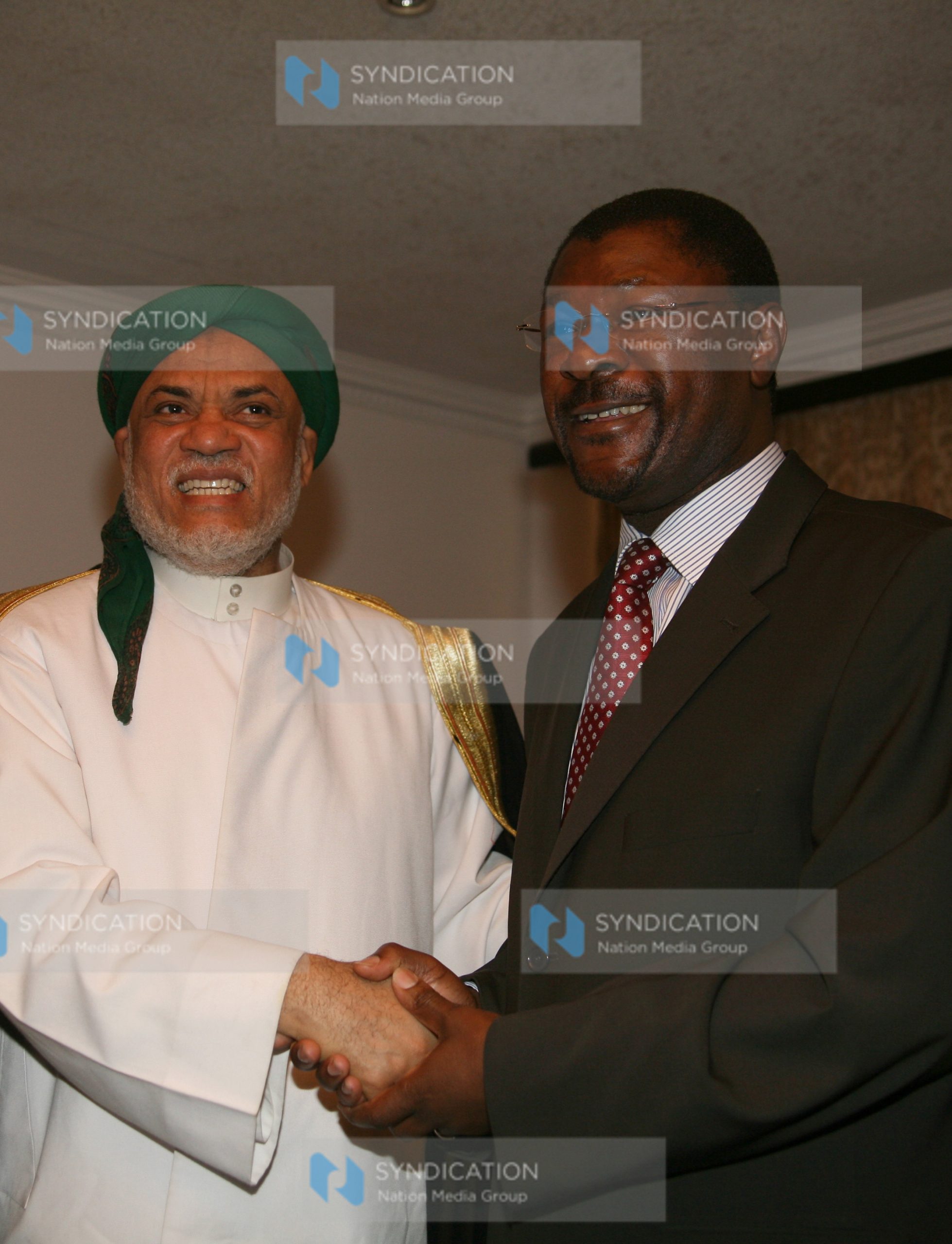 Foreign Affairs Minister Moses Wetangula and President of the Union of the Comoros, Ahmed Abdallah Mohamed Sambi