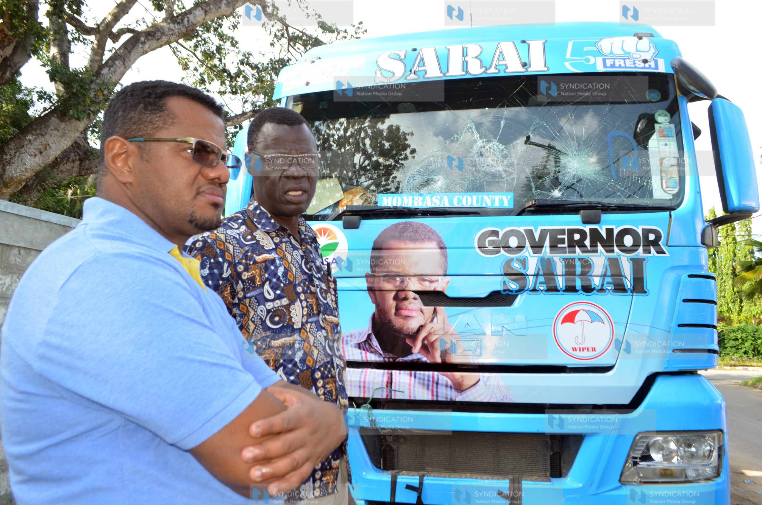 Mombasa County Senator Hassan Omar with his supporters