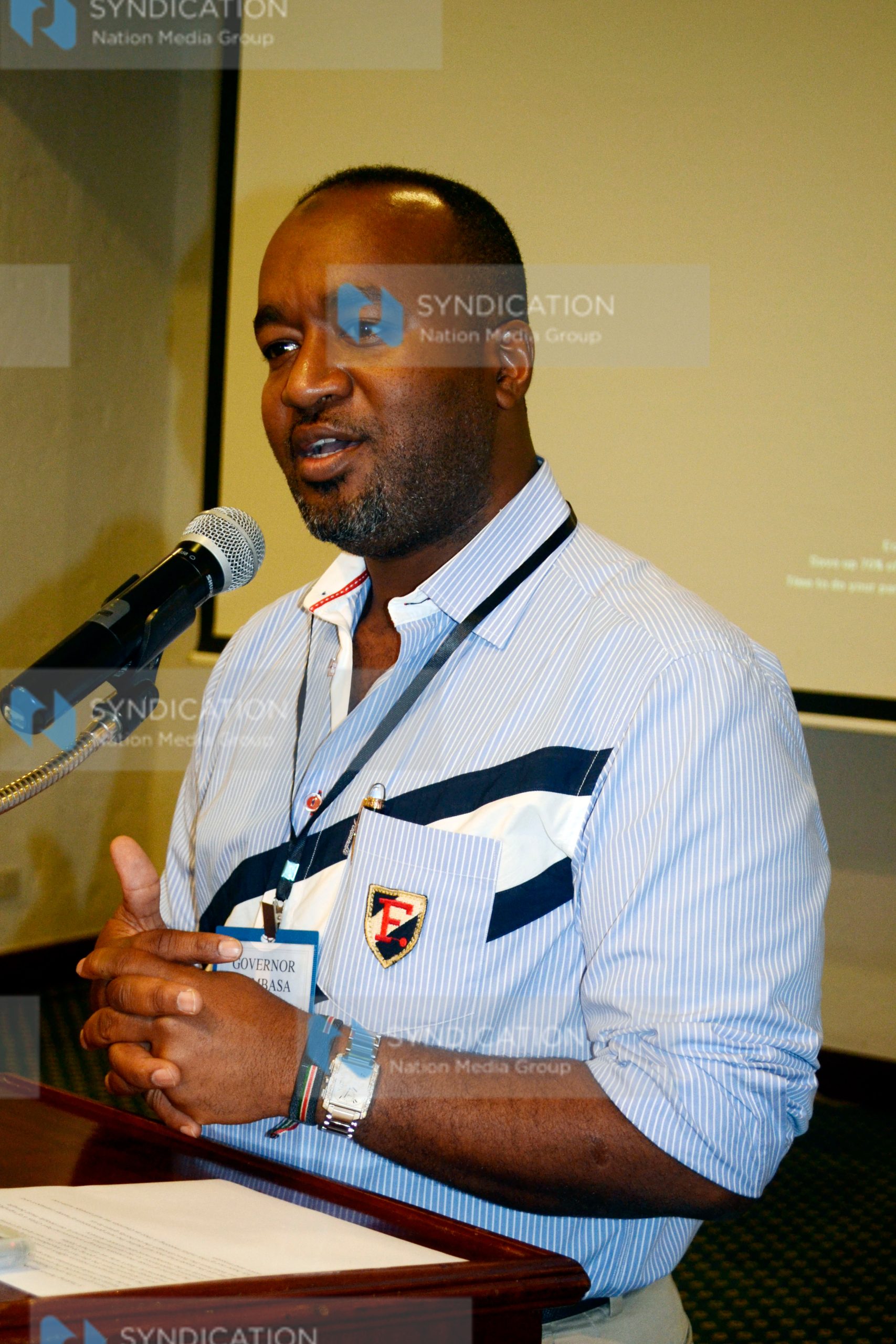 Hassan Joho addresses delegates during stakeholder’s seminar on Harbours & Water transport