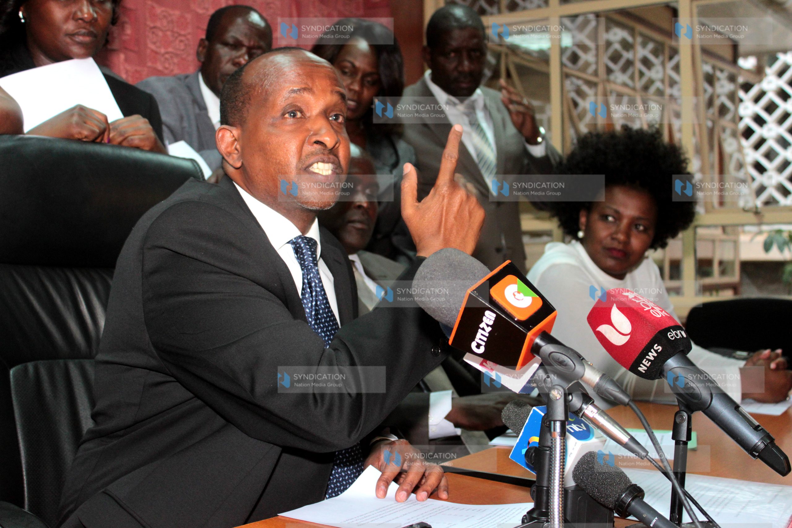 Parliament Majority leader Aden Duale (left)