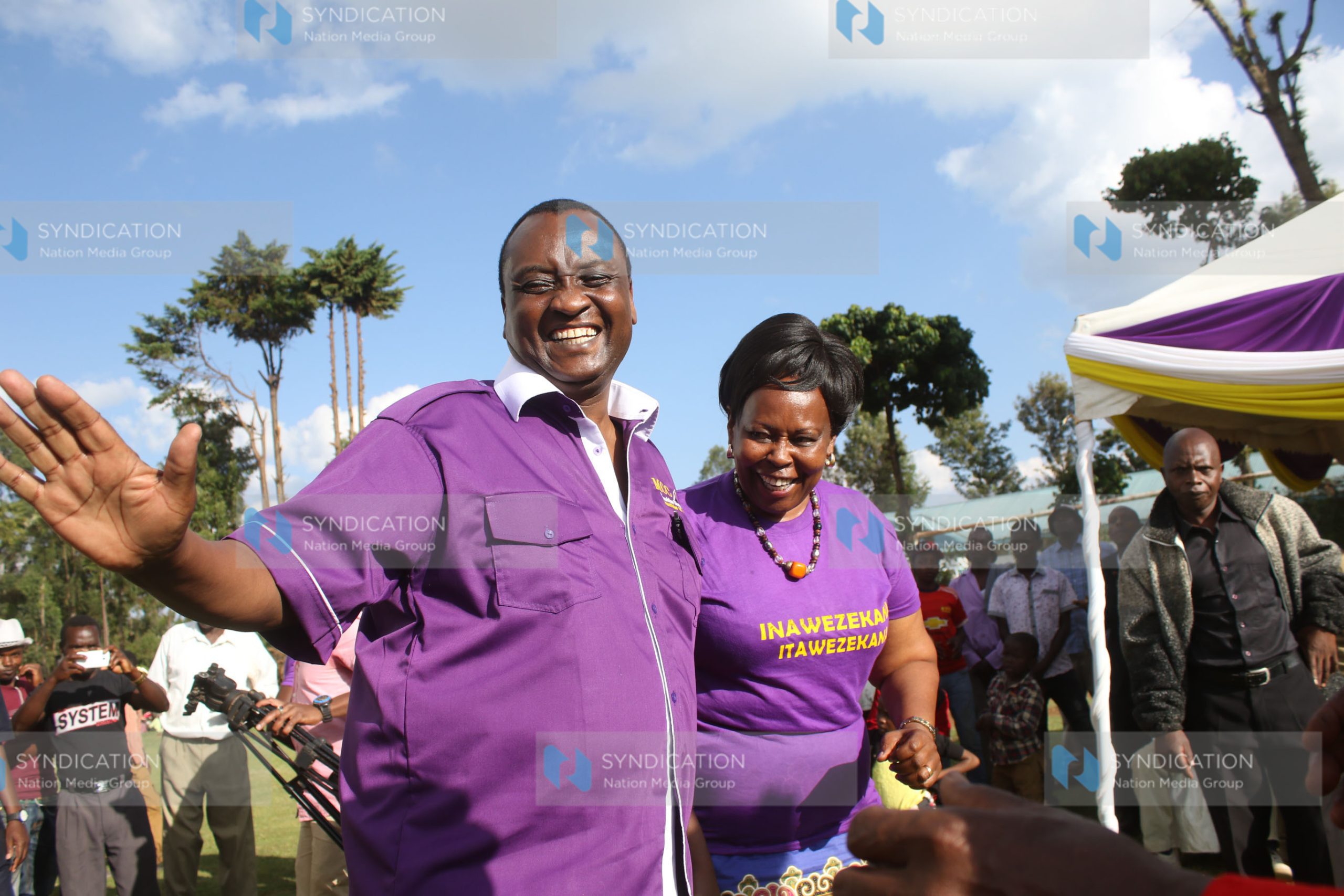 Imenti Central aspirant Gitobu Imanyara flanked by his wife Florence