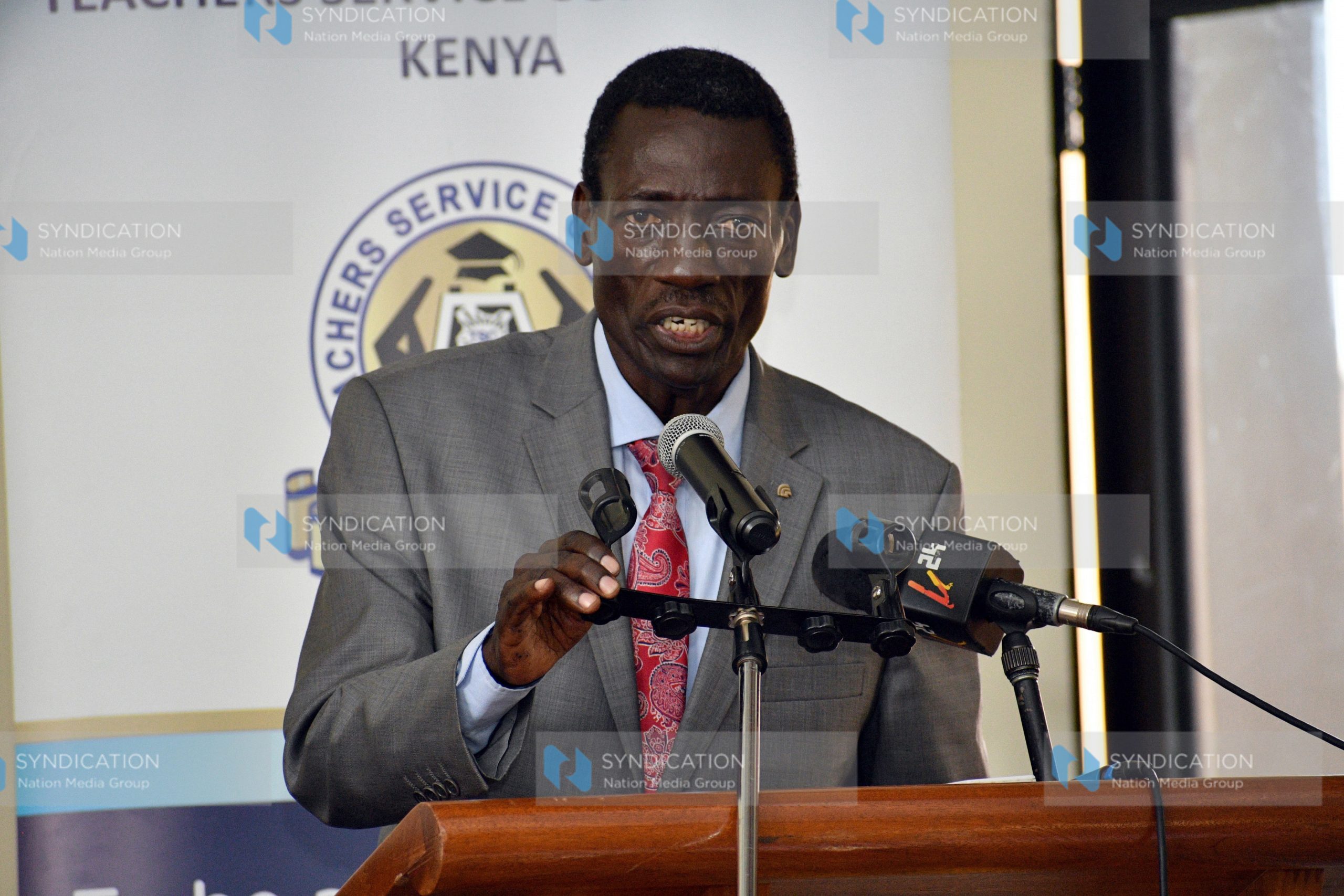 KNUT Secretary General Collins Oyuu