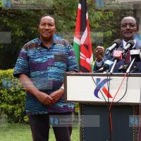 Wiper Party Leader Kalonzo Musyoka(right)