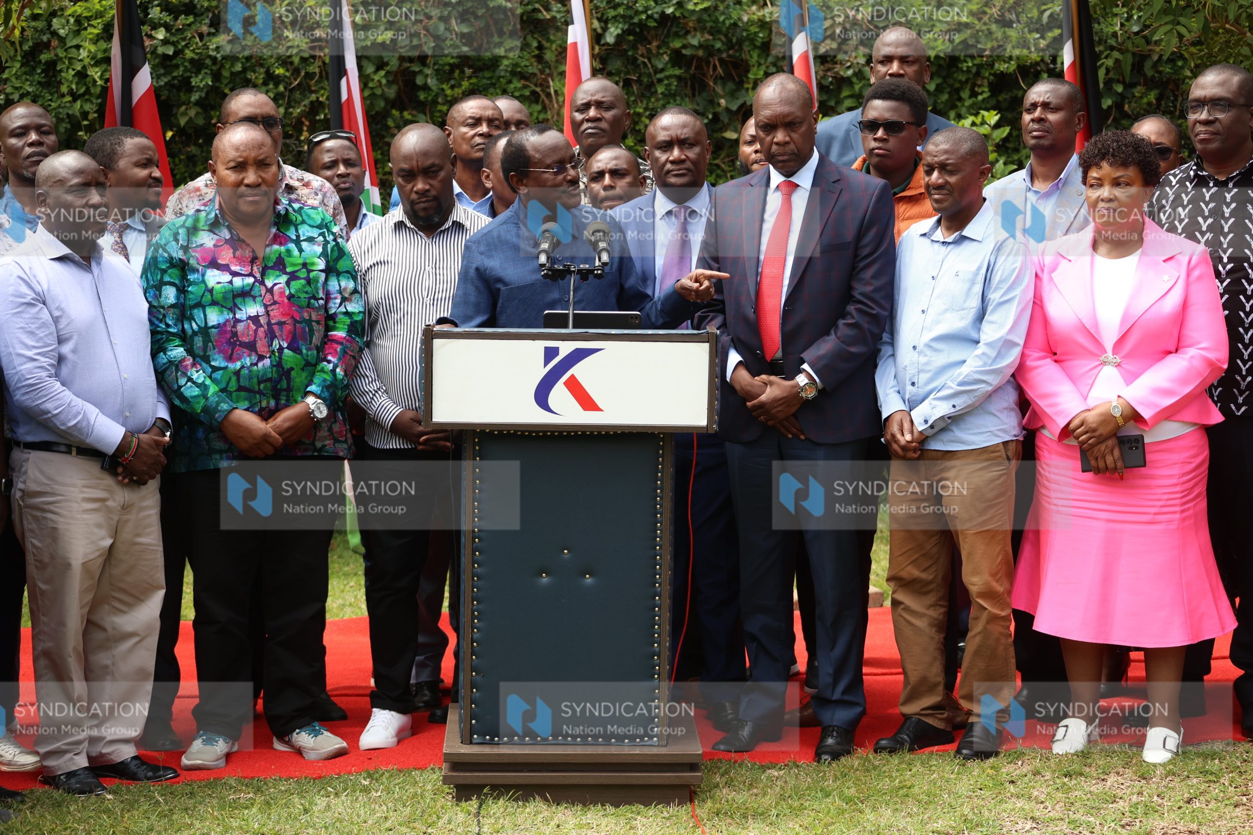 Wiper Leder Kalonzo Musyoka addressing journalists