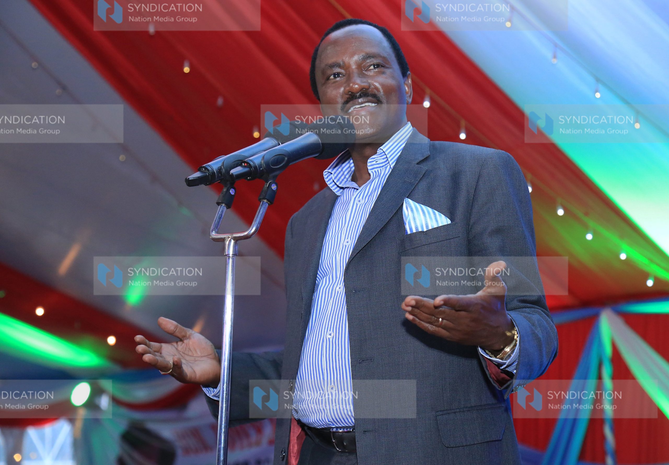 Kalonzo Musyoka speaking at Wamunyu