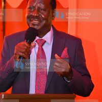 Raila Odinga addressing a delegation of various political leaders