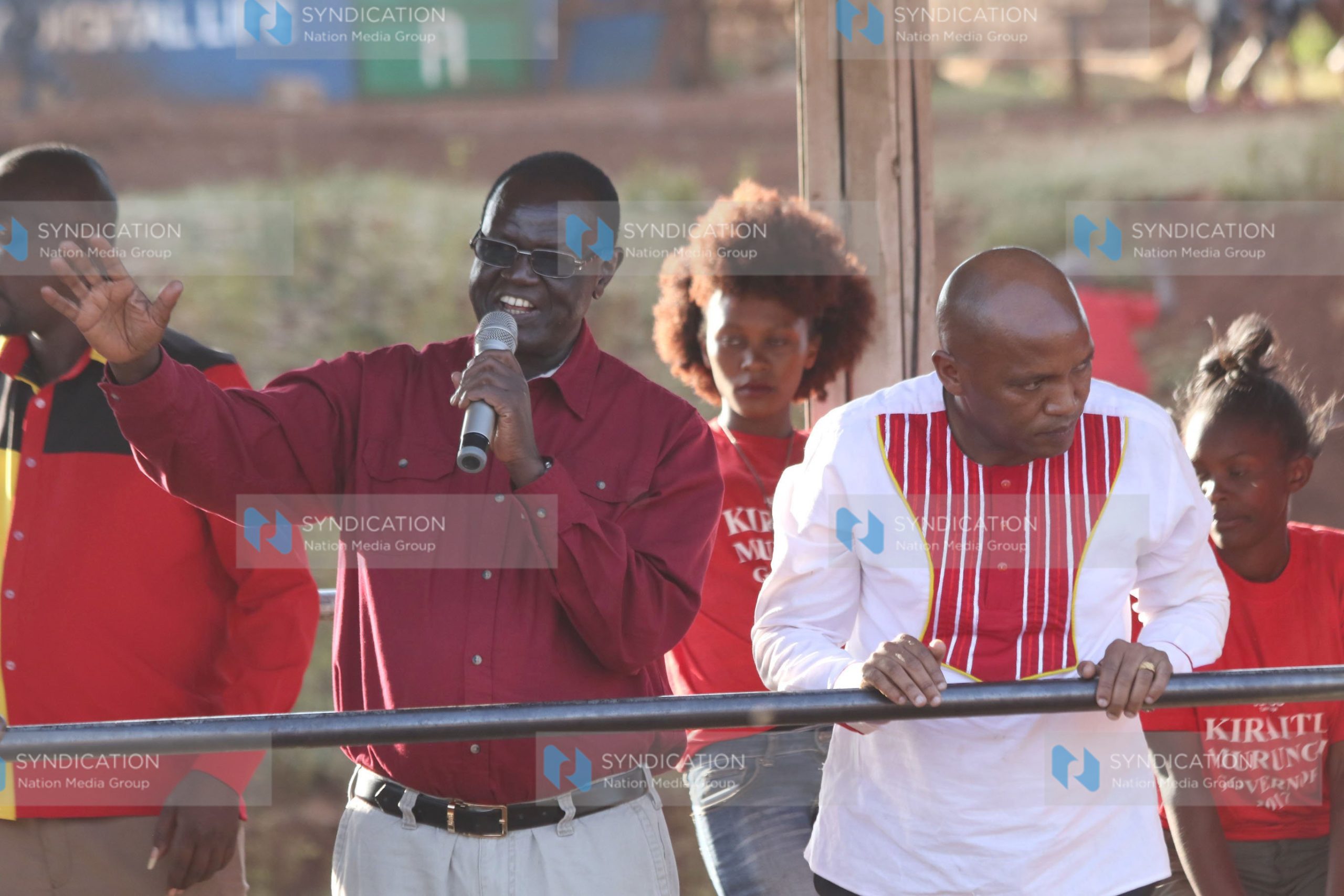 Meru Senator who is seeking the Governor’s seat Kiraitu Murungi (left)
