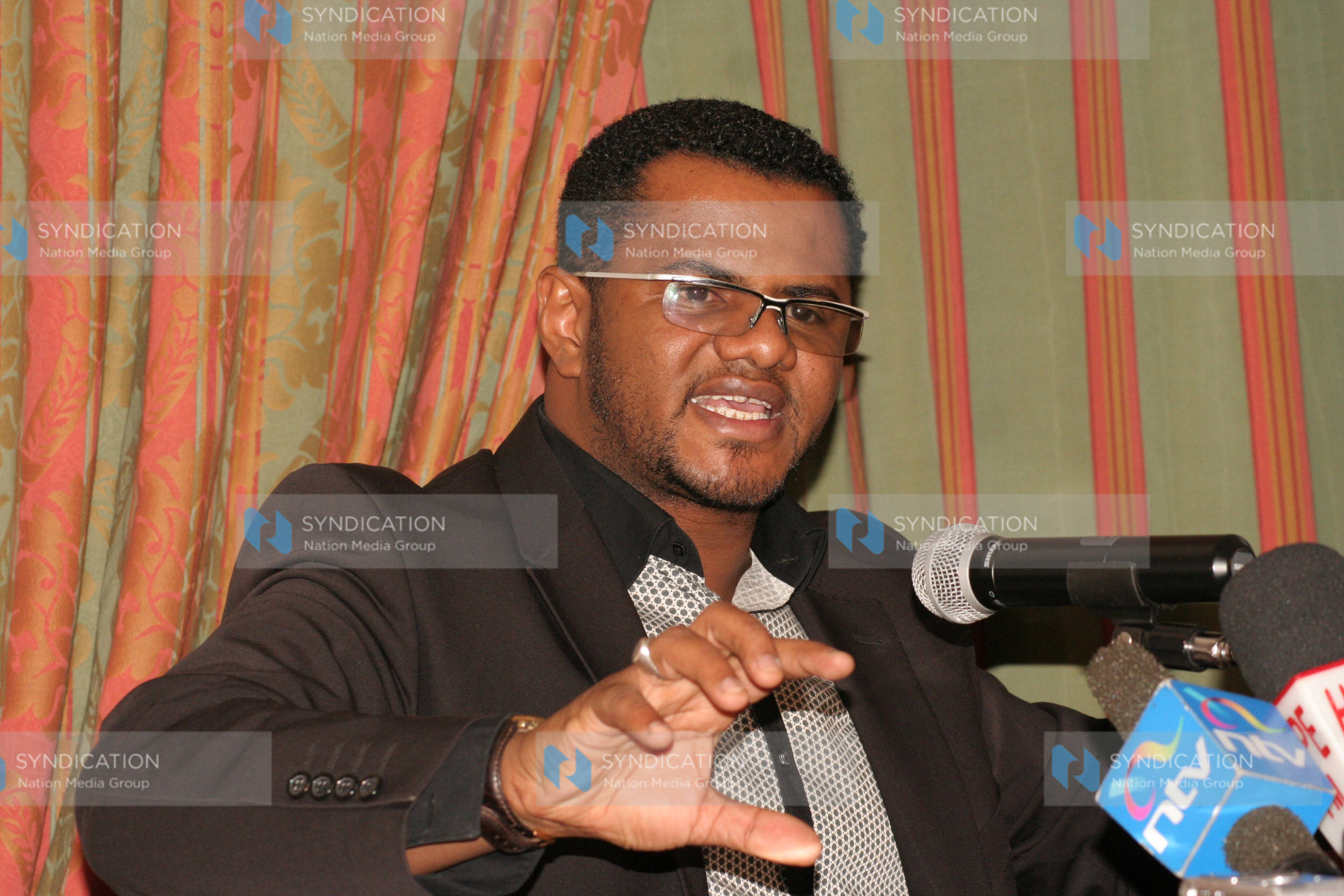 KNCHR commissioner Omar Hassan Omar addresses participants