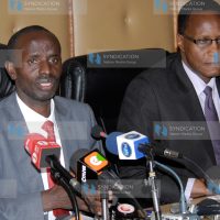 Wilson Sossion (Left) flanked by Education Cabinet Secretary Jacob Kaimenyi