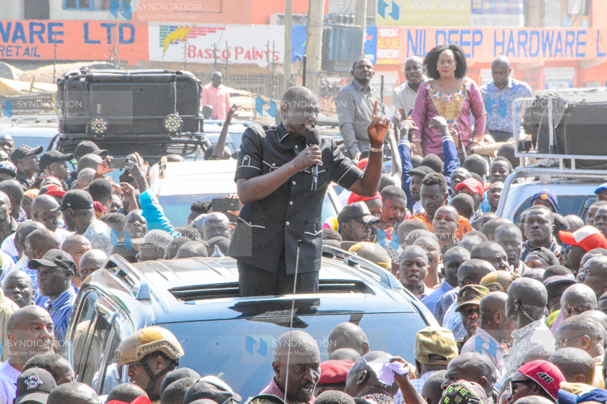 President William Ruto speaking to Kisumu residents