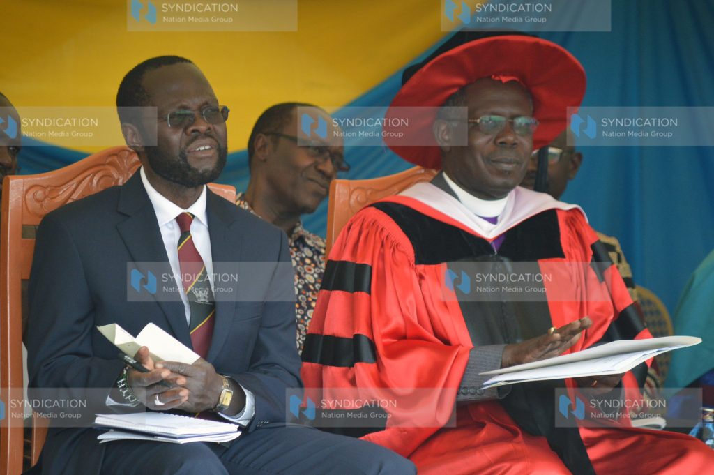 Great Lakes University of Kisumu Chancellor Prof Anyang’ Nyong’o (left)