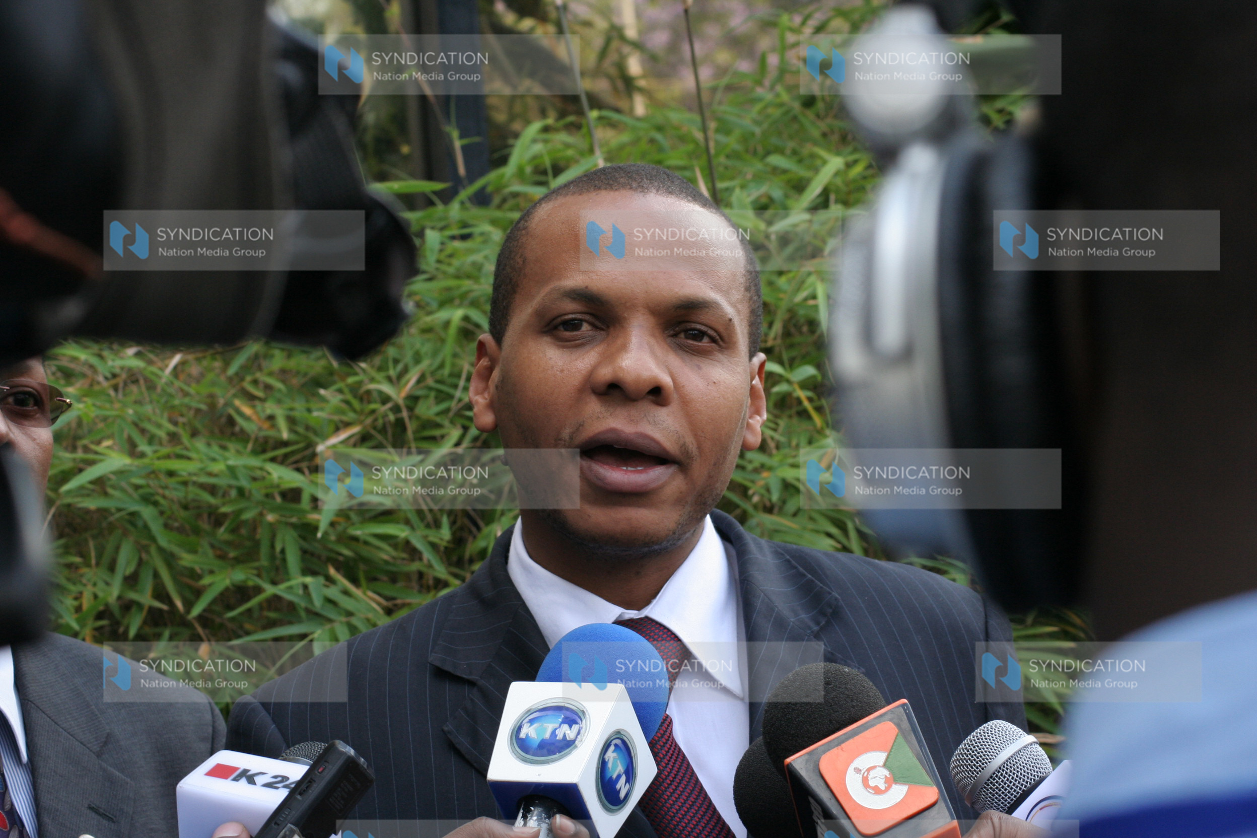 Garsen MP Danson Mungatana addresses journalists