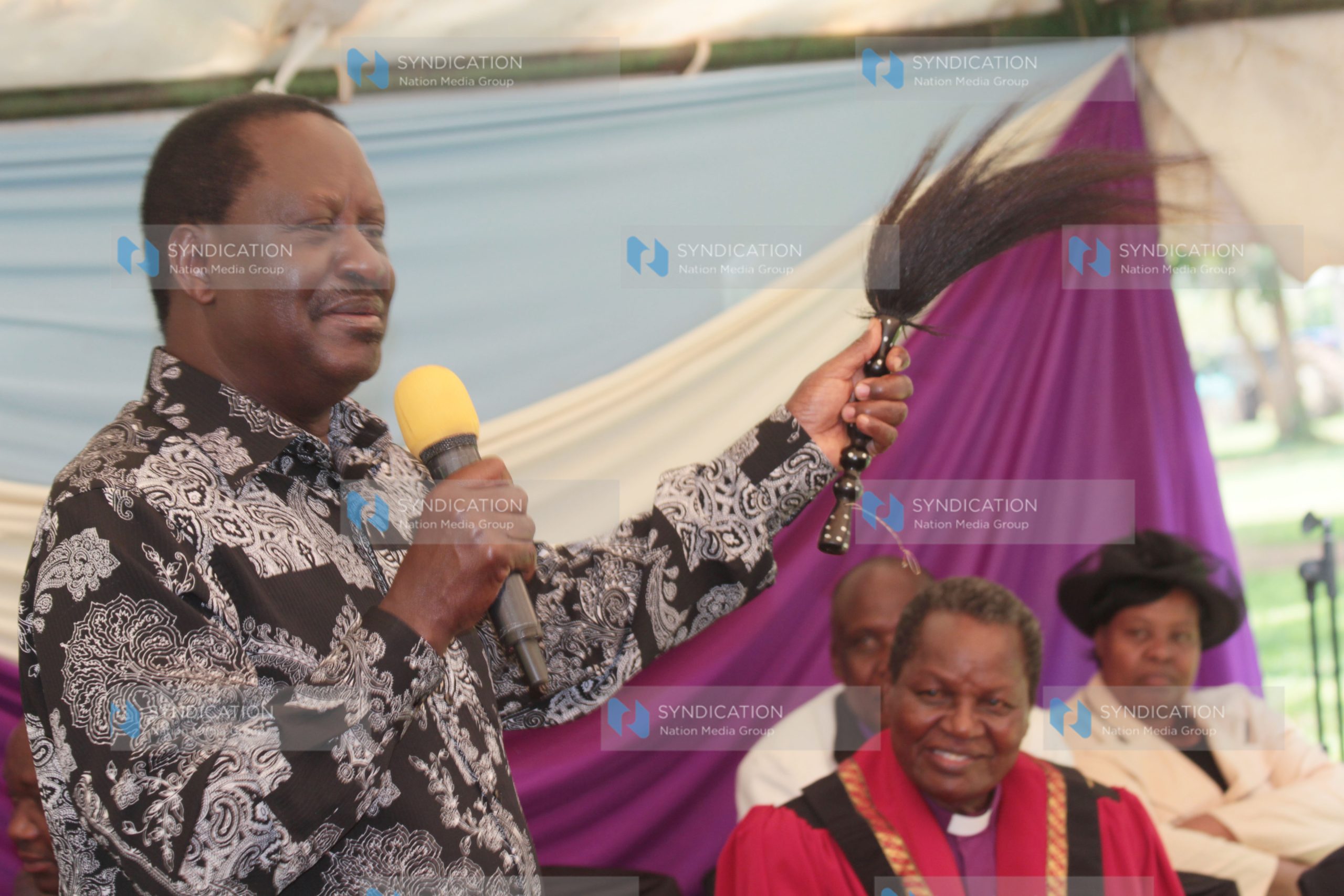 Former Prime Minister Raila Odinga addresses guests at his Opoda Farm