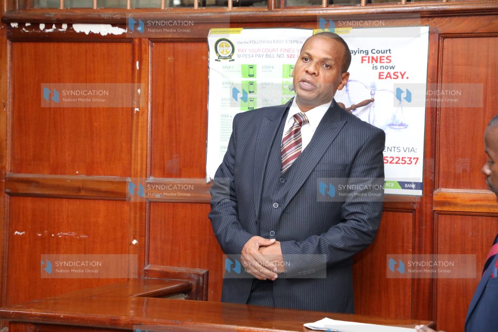 Tana River Senator Danson Buya Mungatana at Milimani law courts