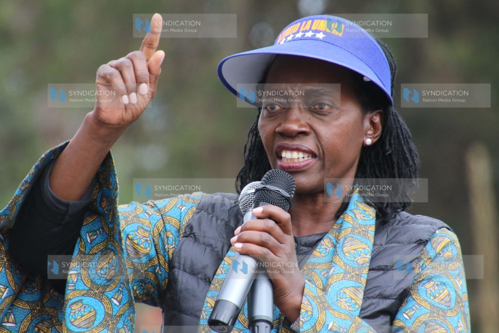 Martha Karua addresses wananchi in Nyeri town