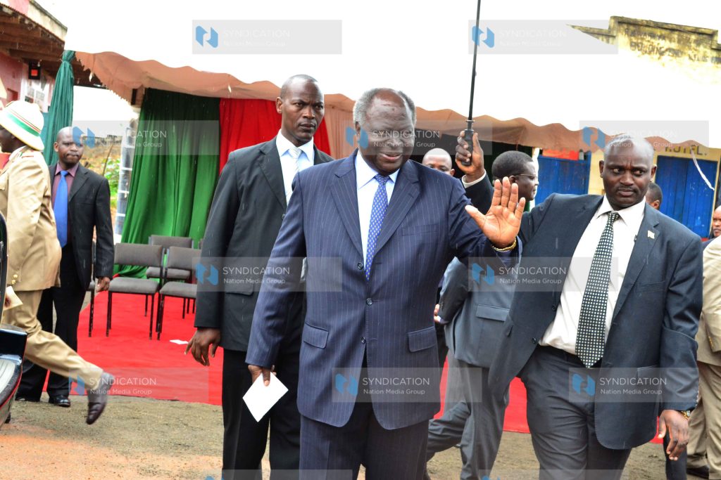 President Mwai Kibaki arrives at Gatugi village in Othaya