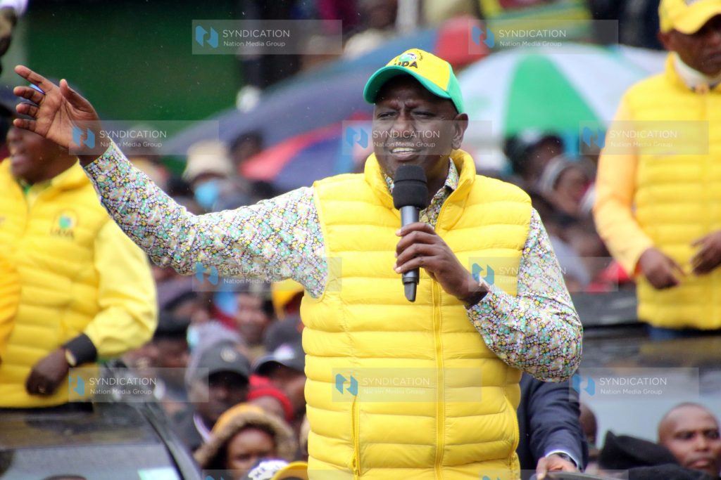Deputy president William Ruto addresses residents of Nyeri town