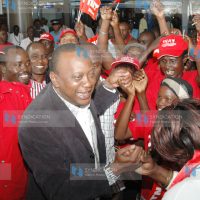 Deputy Prime Minister Uhuru Kenyatta (centre)