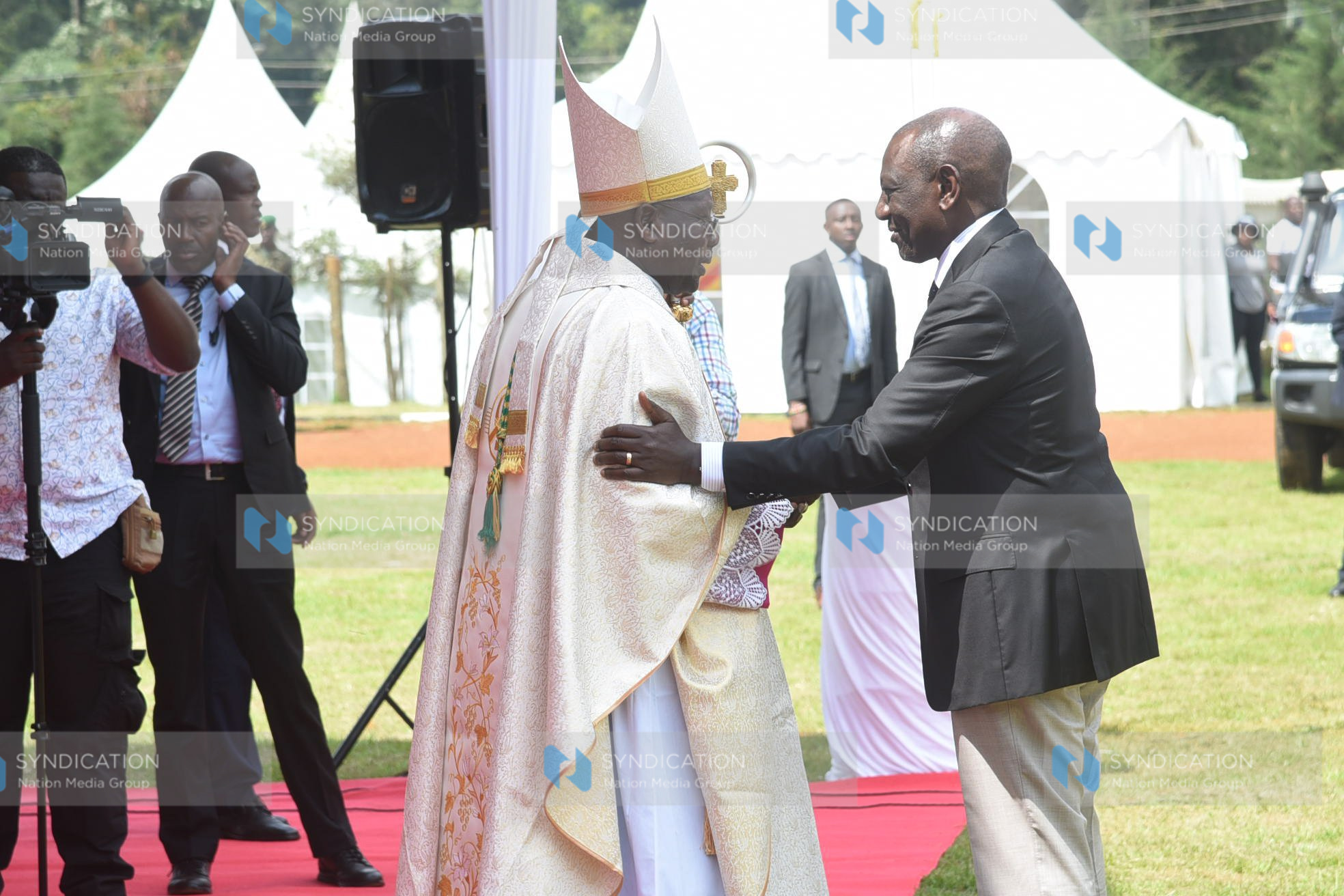 President William Ruto congratulates Bishop John Kiplimo Lelei