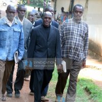 Ikolomani MP Dr. Boni Khalwale arriving at the high court of Kakamega