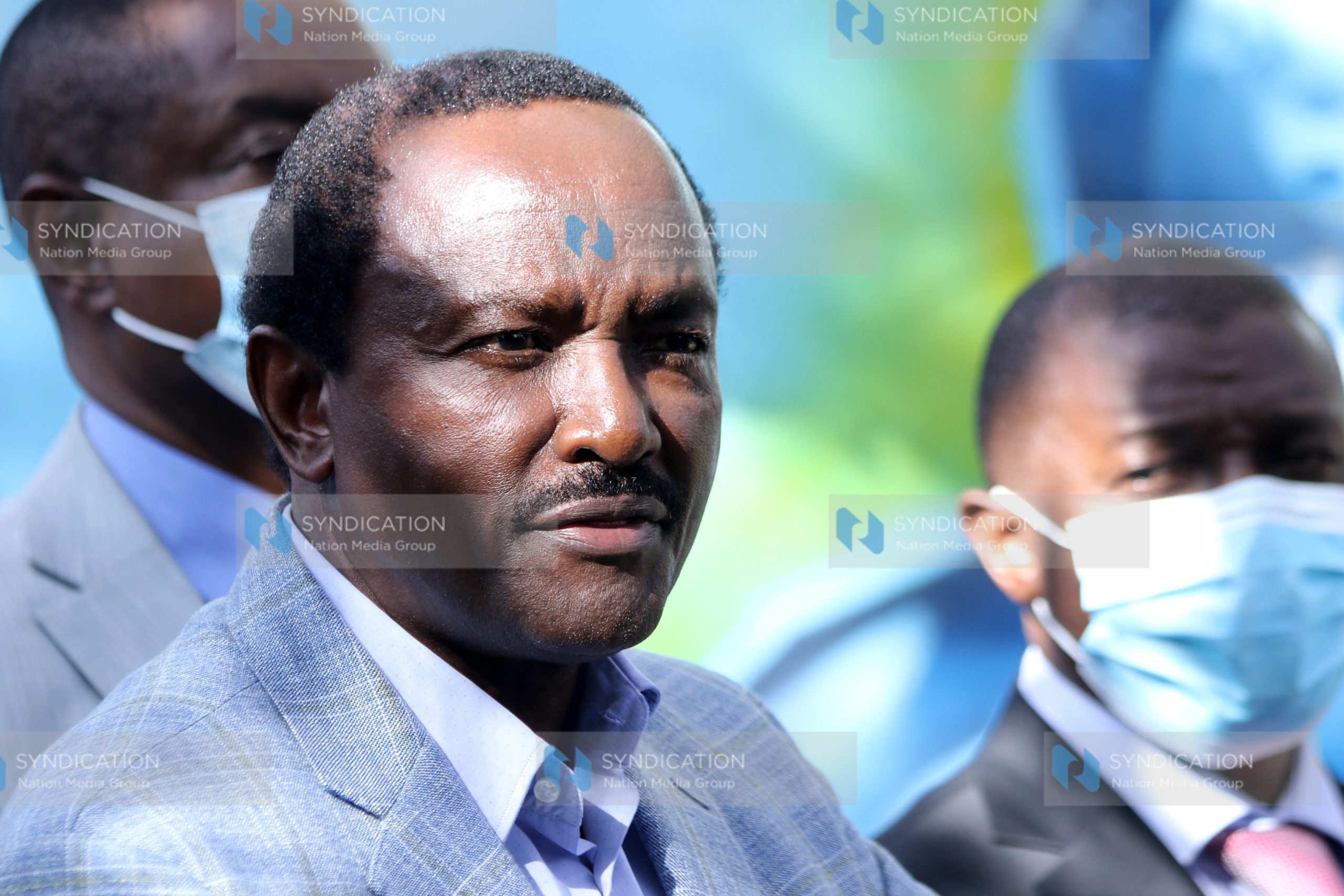 Wiper party leader Kalonzo Musyoka [C] flanked by some Wiper party leaders
