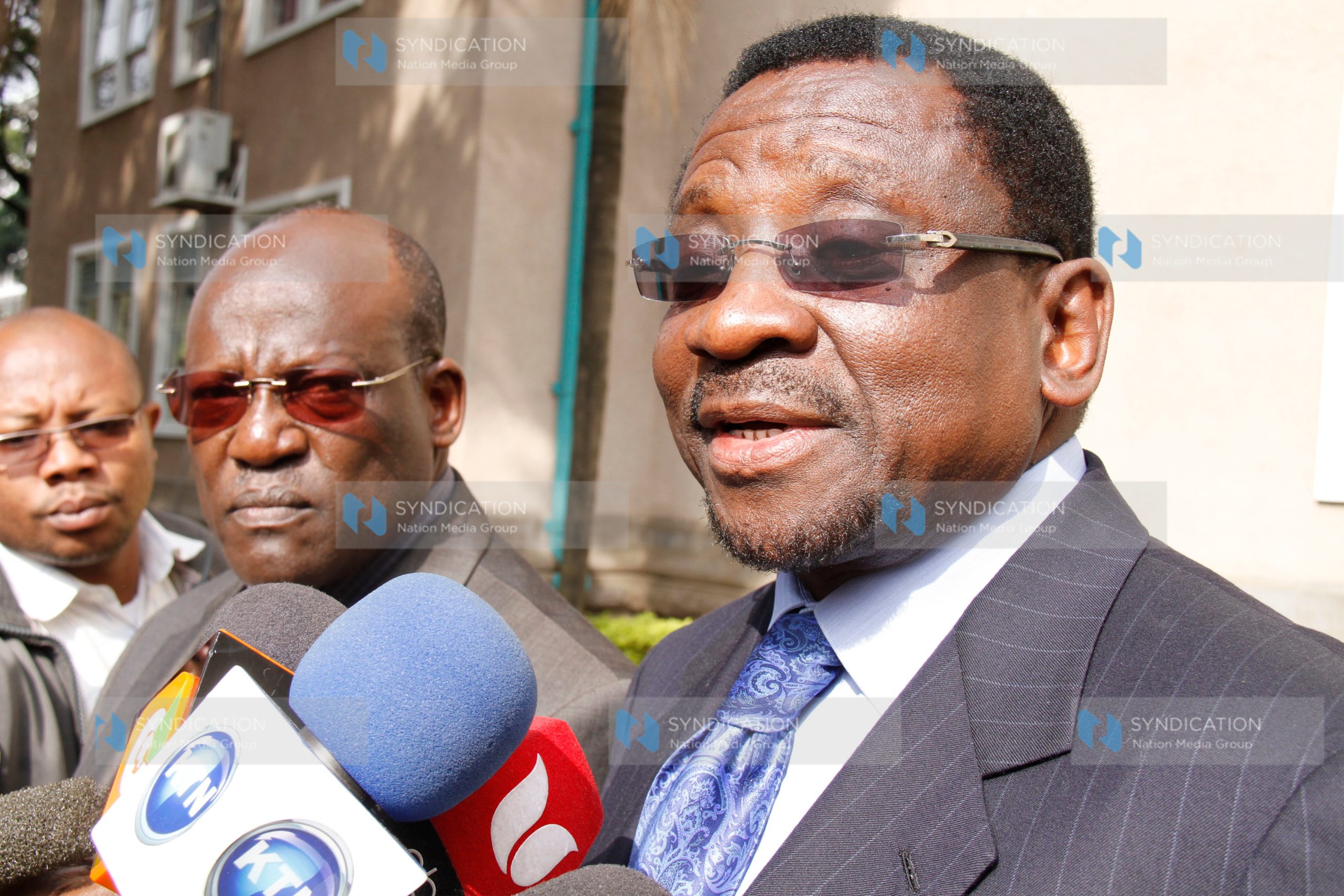 Senators James Orengo and Johnstonne Muthama