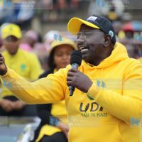 Deputy President William Ruto addresses wananchi at Kerugoya stadium