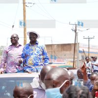 Raila Odinga (right) and Meru governor Kiraitu Murungi at Maua town