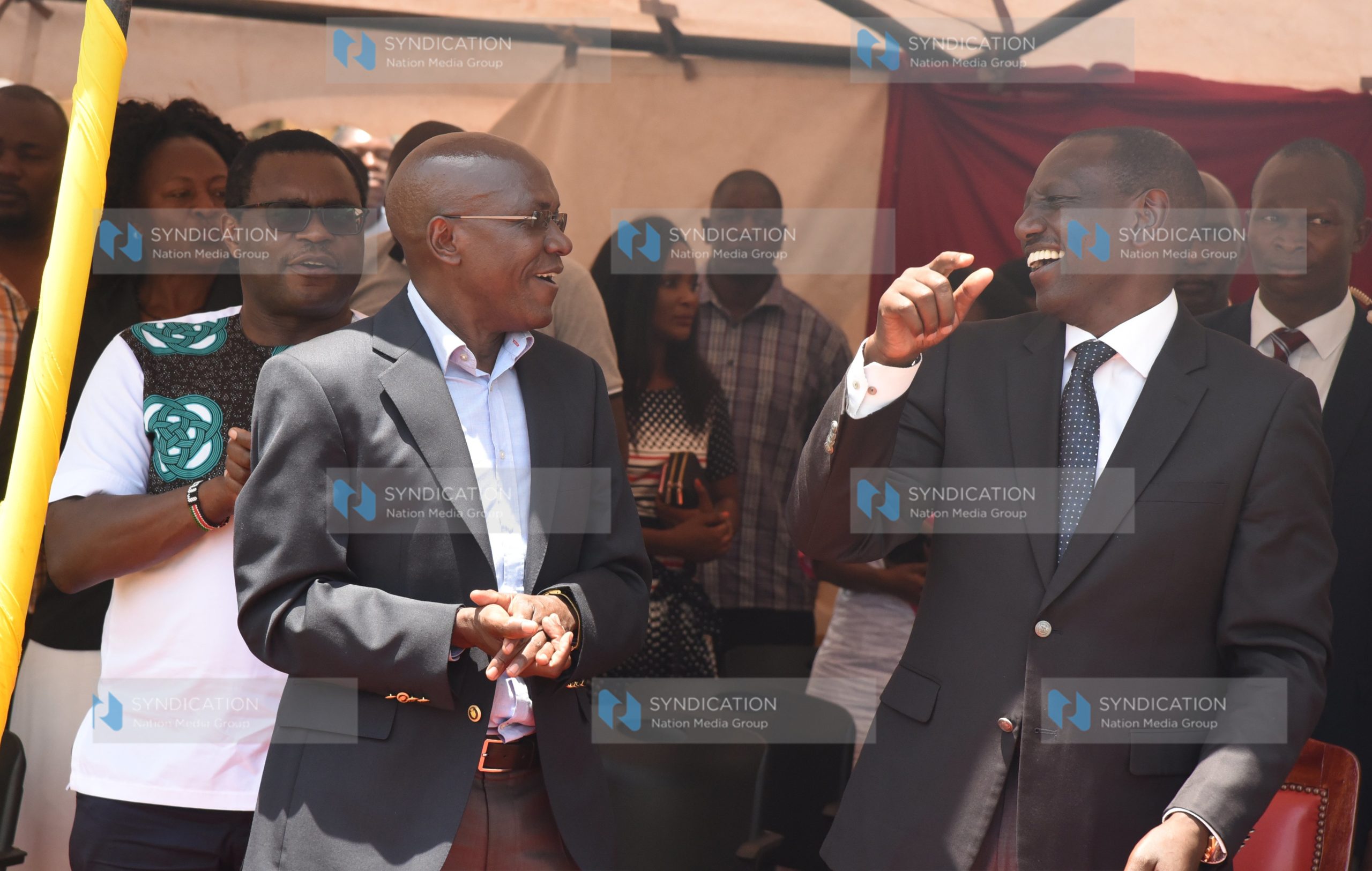 Deputy President William Ruto converses with former Kakamega Senator Dr. Boni Khalwale