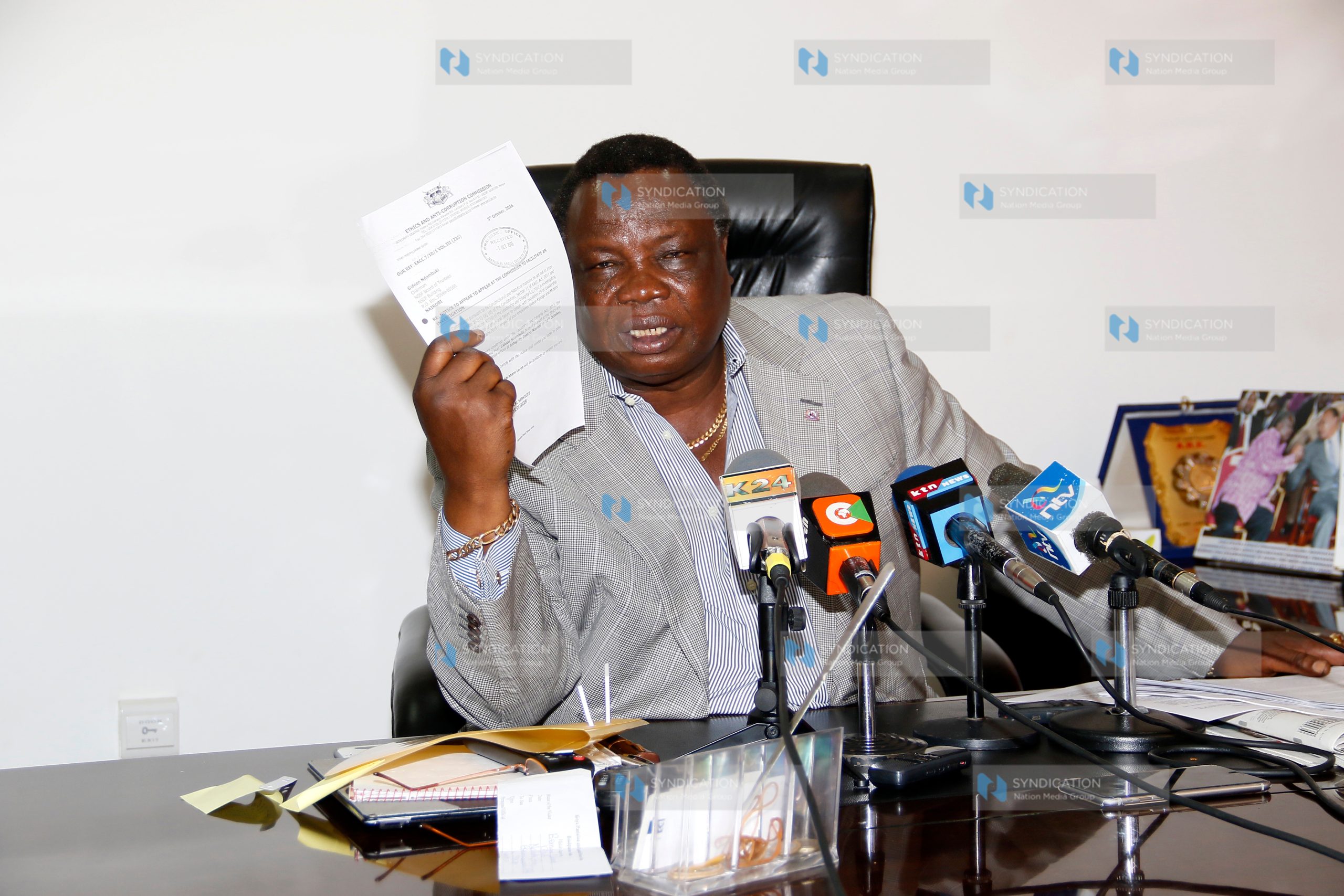 Francis Atwoli addressing journalists