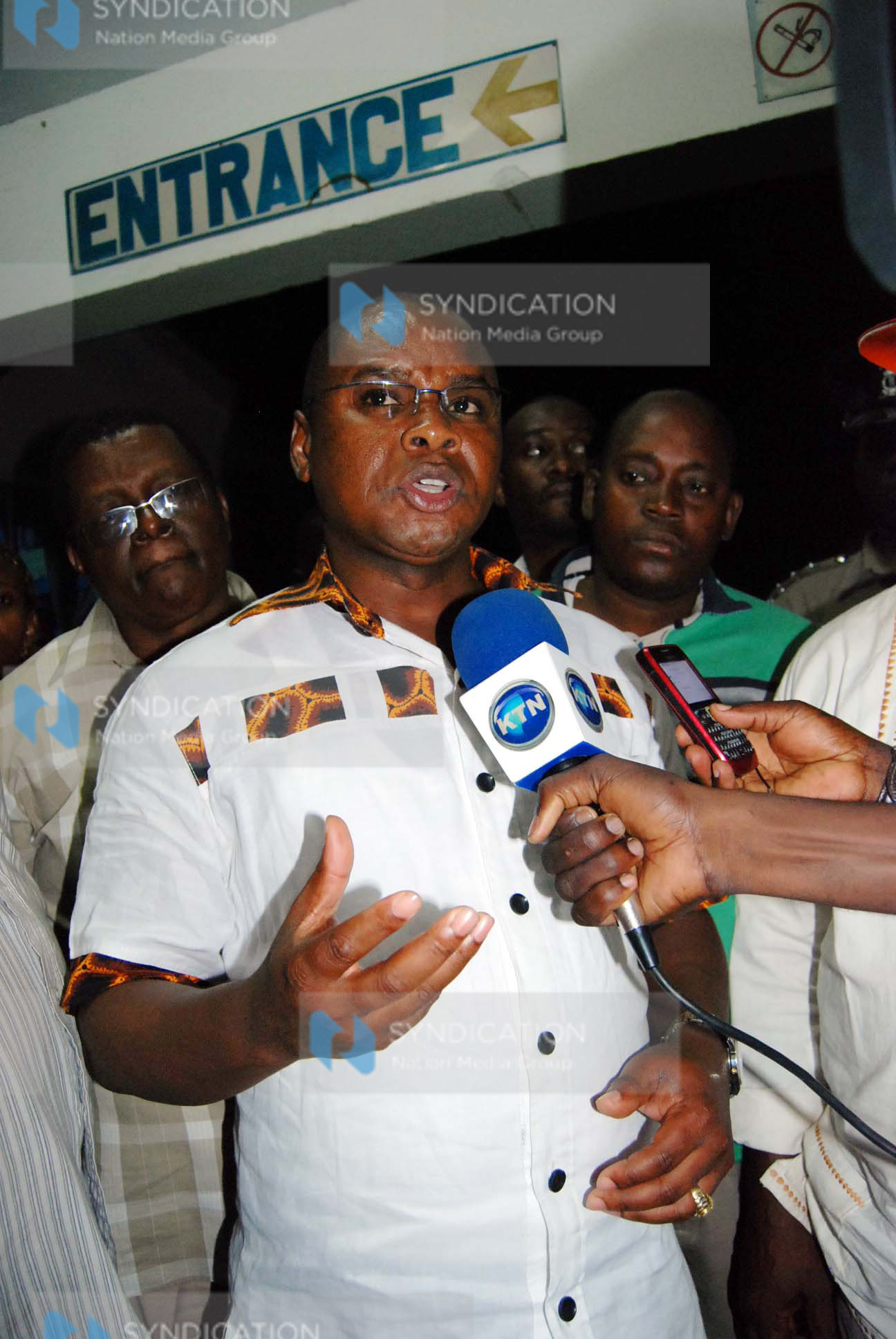 Fisheries minister Amason Kingi in panic as he addresses journalists