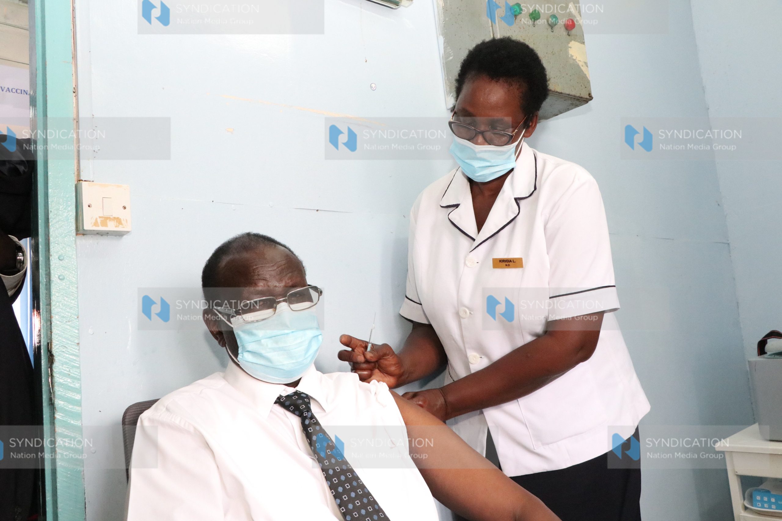 Meru governor Kiraitu Murungi gets Covid-19 vaccine