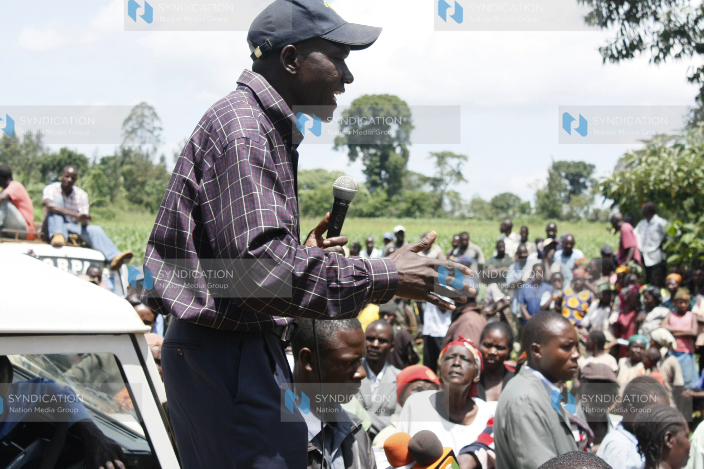 New Ford Kenya MP for Ikolomani Dr. Boni Khalwale addressing people of Ikolomani