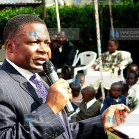 Kenneth Marende addresses the congregation at St. Peters ACK Church
