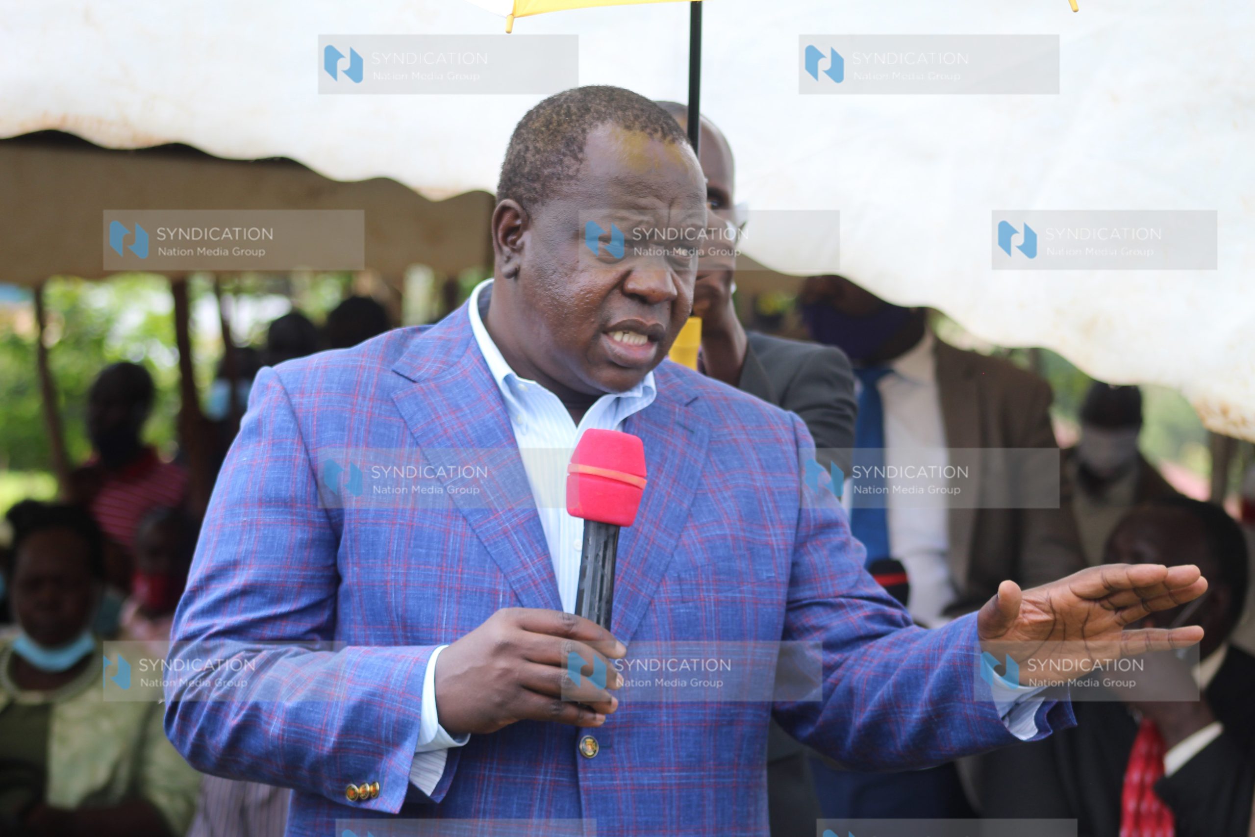 Dr Fred Matiang’i speaking at Tombe area in Nyamira county,