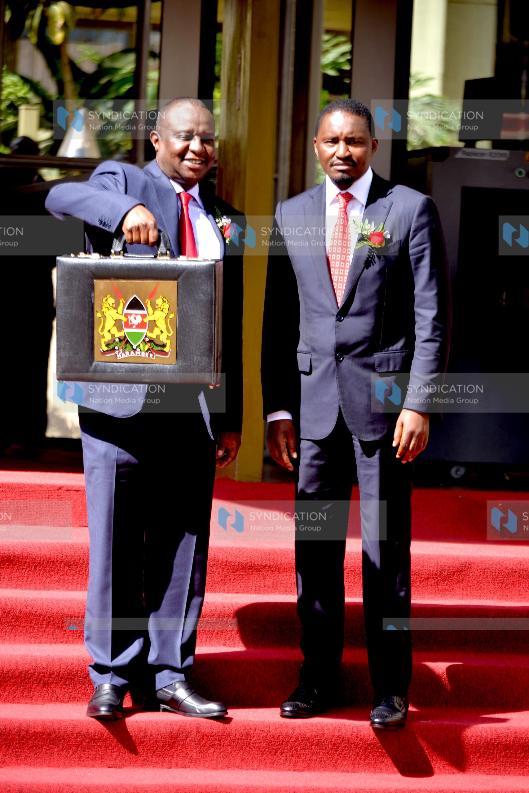 Henry Rotich (left) and his Devolution and Planning counterpart Mwangi Kiunjuri