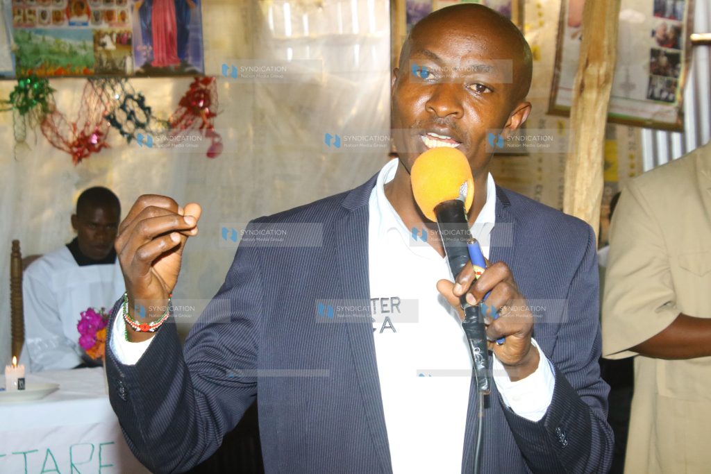 Walter Nyakundi addressing Catholic faithfuls at St. Peters’ Catholic Church