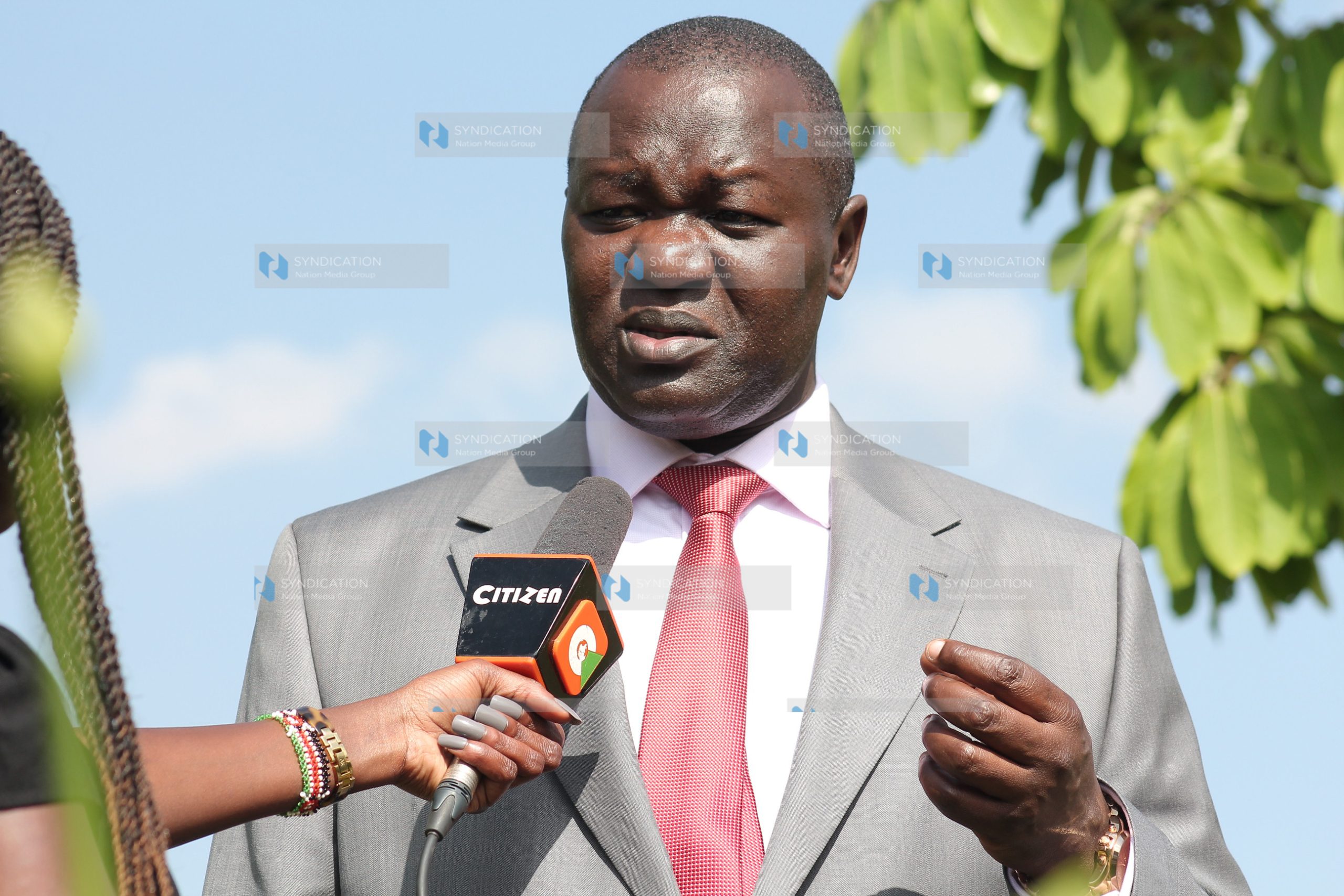 Prof Tom Ojienda speaking to the press at a Nairobi Hotel