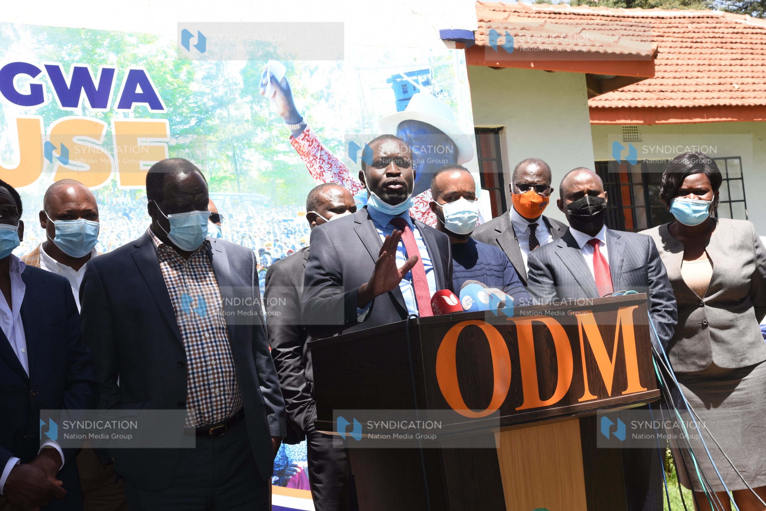 Edwin Sifuna leading other party leaders in addressing journalists at Chungwa House