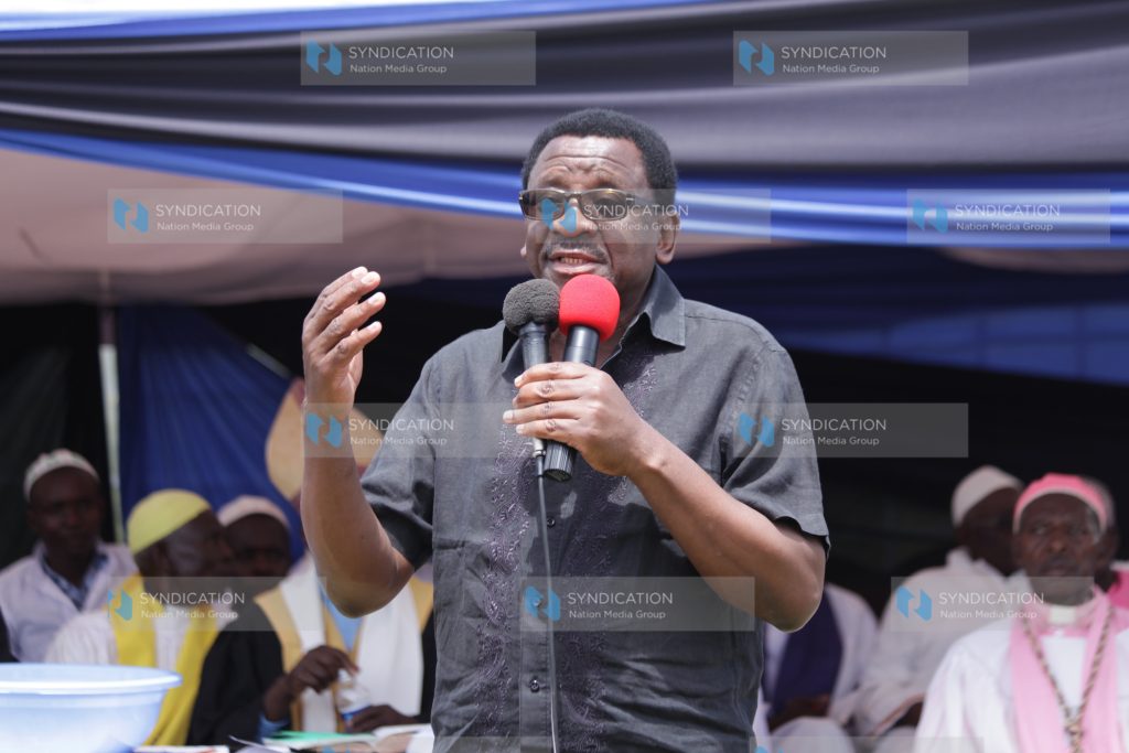 Senate Minority leader James Orengo addresses mourners