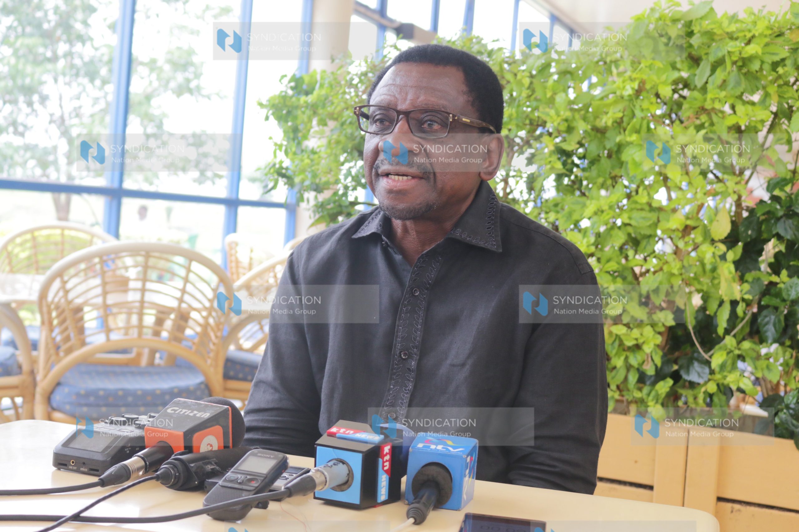 James Orengo addresses journalist at Kisumu International Airport