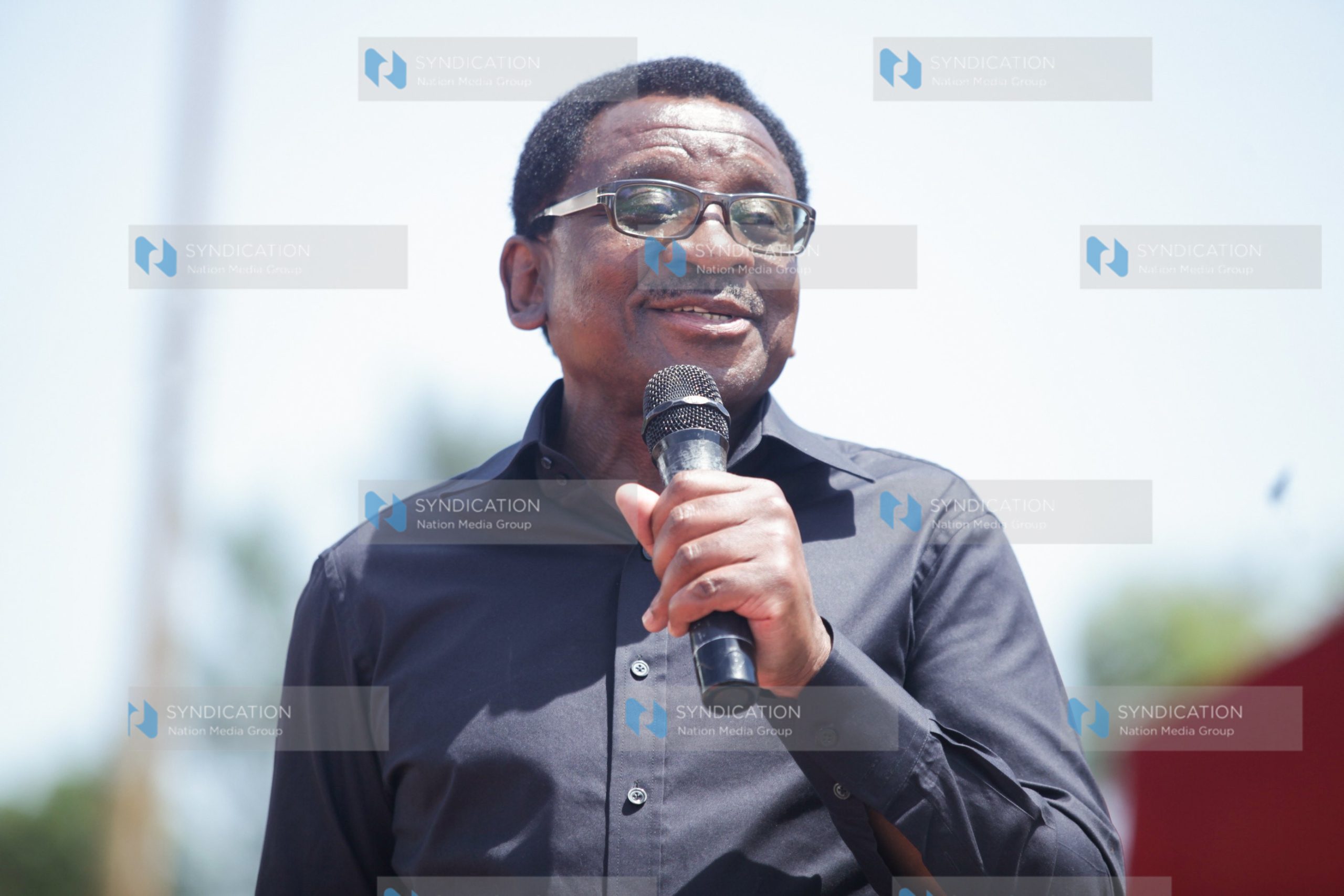 Siaya Senator James Orengo addresses mourners
