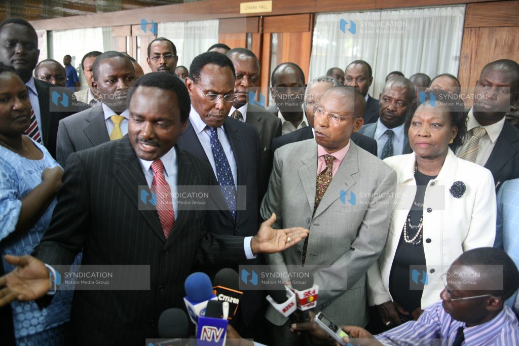 Vice president Kalonzo Musyoka(gesturing) and his PNU counterparts address a media
