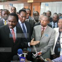 Vice president Kalonzo Musyoka(gesturing) and his PNU counterparts address a media