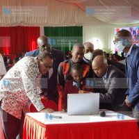 A pupil from Kirigu Primary School in Dagoretti codes on the Kodris Africa platform