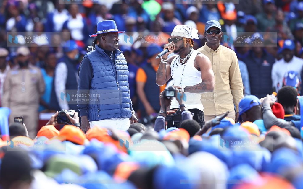 Tanzanian singer Diamond performs for Azimio La Umoja presidential candidate Raila Odinga